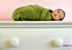 how to swaddle a newborn